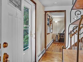 11 Rosewood Dr, Leominster MA 01453