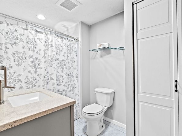 54 Fountain Ln. 9, Weymouth MA 02190