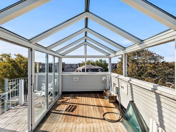 7 Lothrop St, Beverly MA 01915