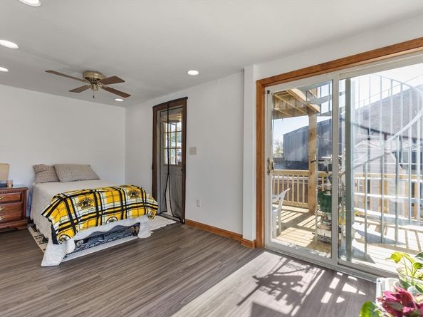 7 Lothrop St, Beverly MA 01915