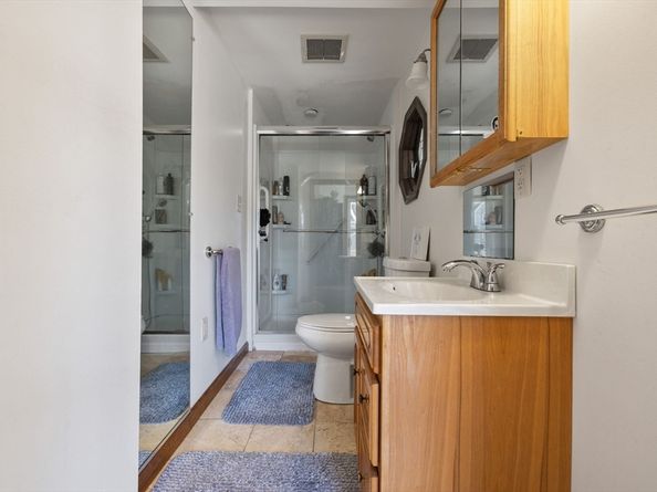 7 Lothrop St, Beverly MA 01915