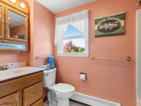 9 Spencer Ave, Saugus MA 01906