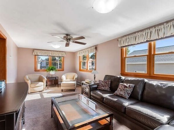 9 Spencer Ave, Saugus MA 01906