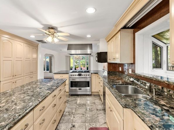 227 Walnut Street, Saugus MA 01906