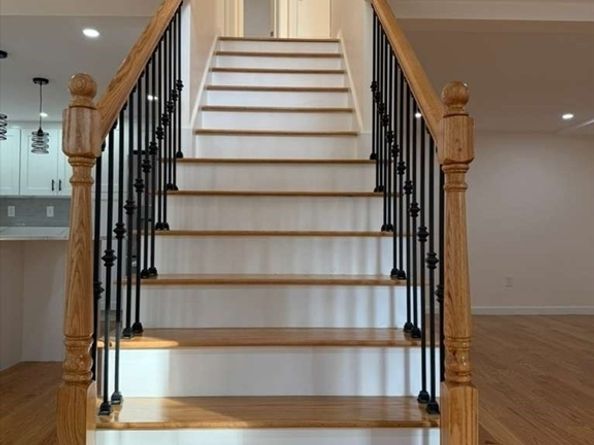 232 Lake Dr, Hamilton MA 01982