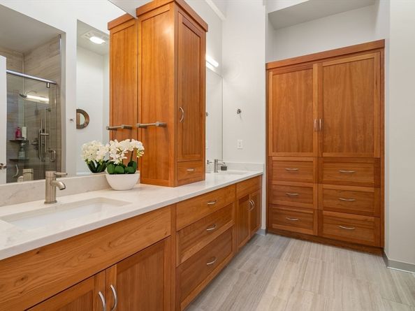 771 Heath St 771, Brookline MA 02467