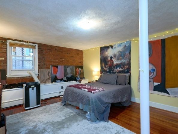 39 South St B, Boston MA 02135