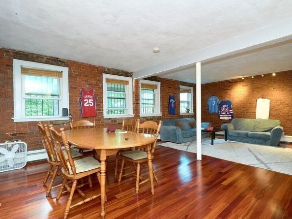 39 South St B, Boston MA 02135