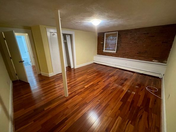 39 South St B, Boston MA 02135