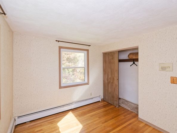 50 Juniper Ln, Framingham MA 01701