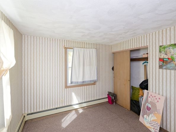 50 Juniper Ln, Framingham MA 01701