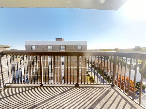 164 Galen St 88, Watertown MA 02472