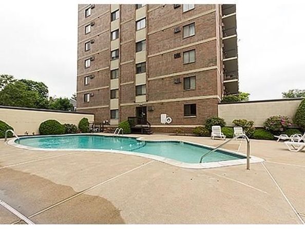 164 Galen St 88, Watertown MA 02472