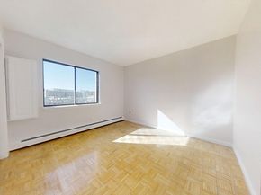 164 Galen St 88, Watertown MA 02472