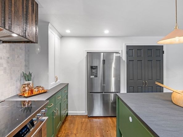 145 Essex Street, Hamilton MA 01982