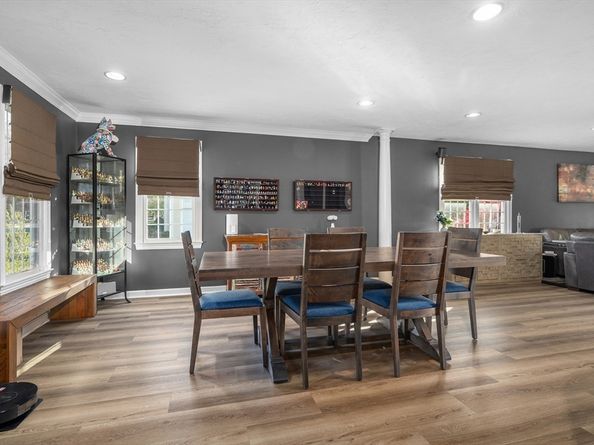 4 Horseneck Road, Shrewsbury MA 01545