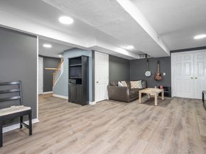 4 Horseneck Road, Shrewsbury MA 01545