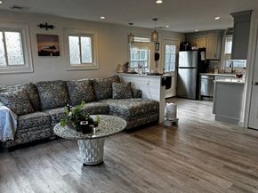 211 Lake Shore Dr, Weymouth MA 02189