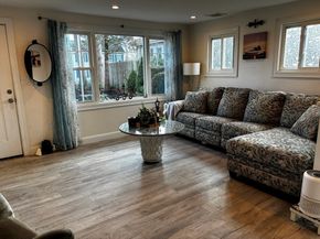 211 Lake Shore Dr, Weymouth MA 02189
