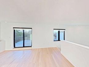 336-338 Neveda St 338, Newton MA 02460