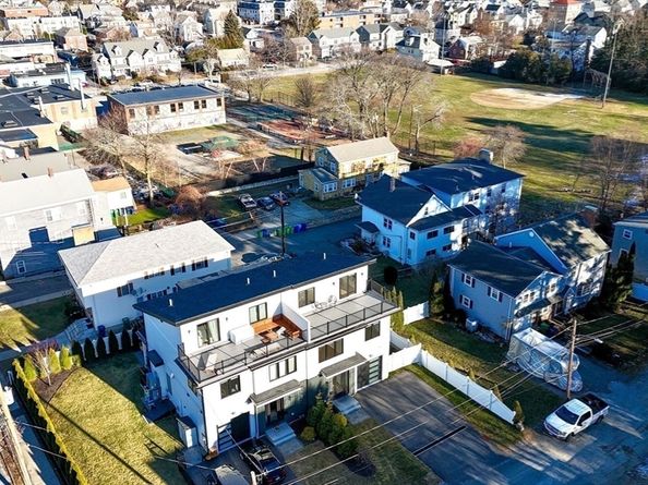 336-338 Neveda St 338, Newton MA 02460