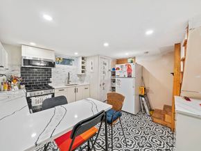 96 Utica St, Quincy MA 02169