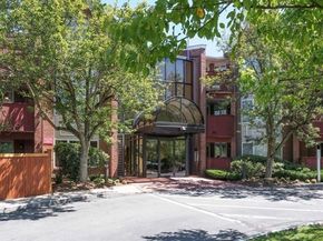 100 Rosemary Way 129, Needham MA 02494