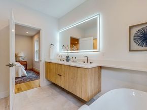 140 Columbia St 1, Brookline MA 02446