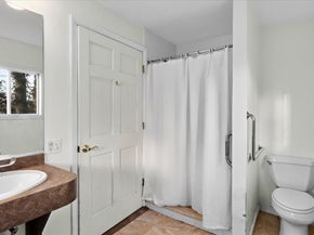 86 Hatherly Rd, Scituate MA 02066