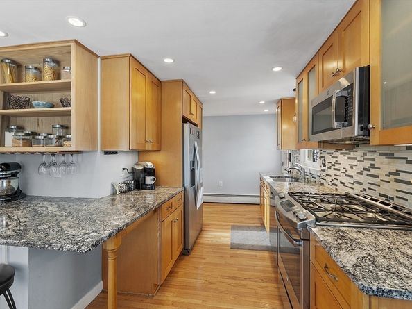 26 Long Lake Rd, Littleton MA 01460