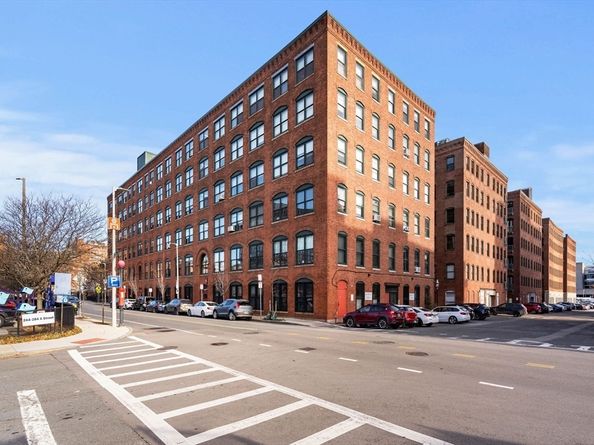 249 A 66, Boston MA 02210