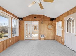 10 Paulette Dr, Danvers MA 01923