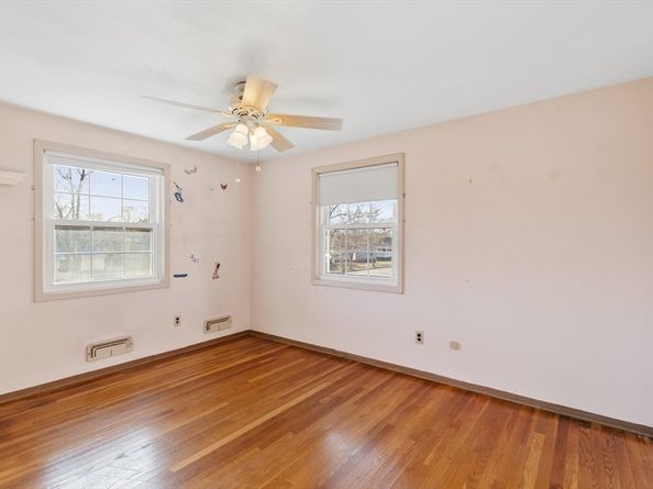 10 Paulette Dr, Danvers MA 01923