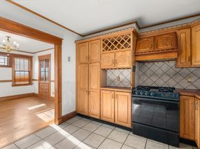 48 Clifford St, Boston MA 02136