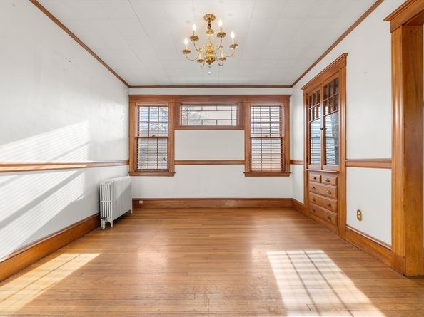 48 Clifford St, Boston MA 02136