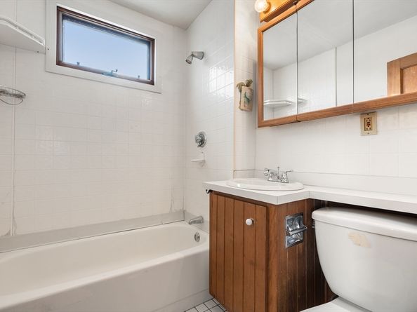 48 Clifford St, Boston MA 02136