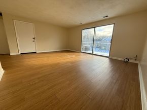 113 Oak Lane 11, Brockton MA 02301