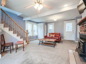 4 Roosevelt St, Wareham MA 02571