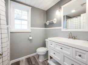 4 Roosevelt St, Wareham MA 02571