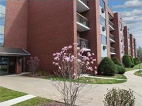 4975 Washington St 305, Boston MA 02132