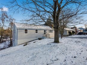 108 Cherry St, Framingham MA 01701