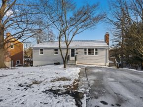 108 Cherry St, Framingham MA 01701