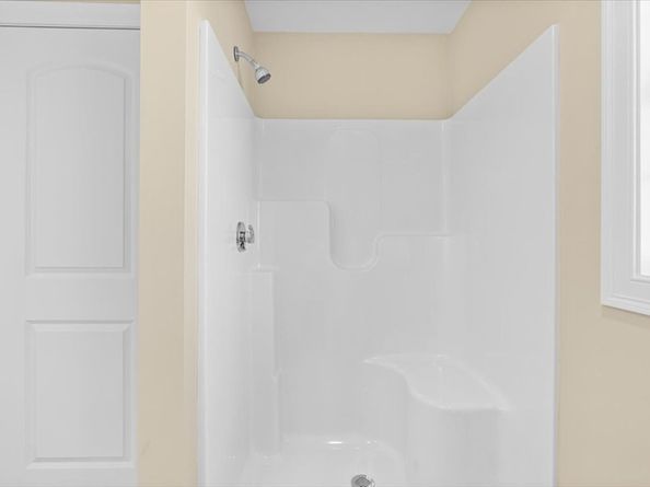 271 Ames St, Brockton MA 02302