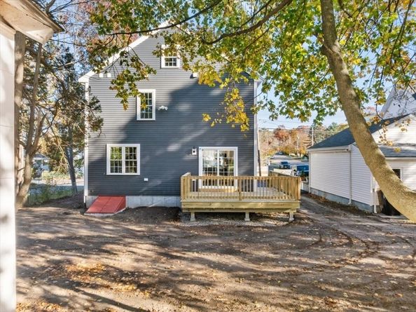 271 Ames St, Brockton MA 02302