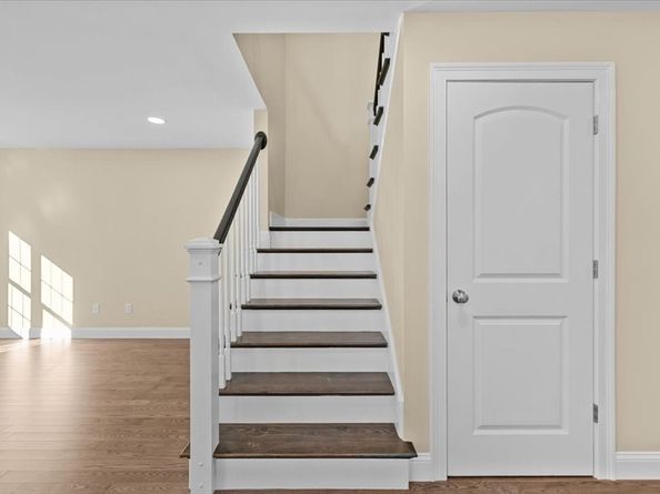 271 Ames St, Brockton MA 02302