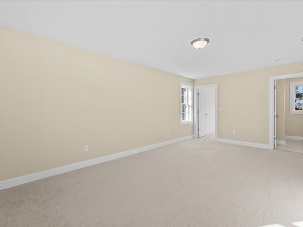 271 Ames St, Brockton MA 02302