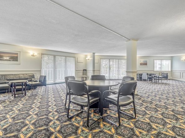 131 Coolidge Ave 123, Watertown MA 02472