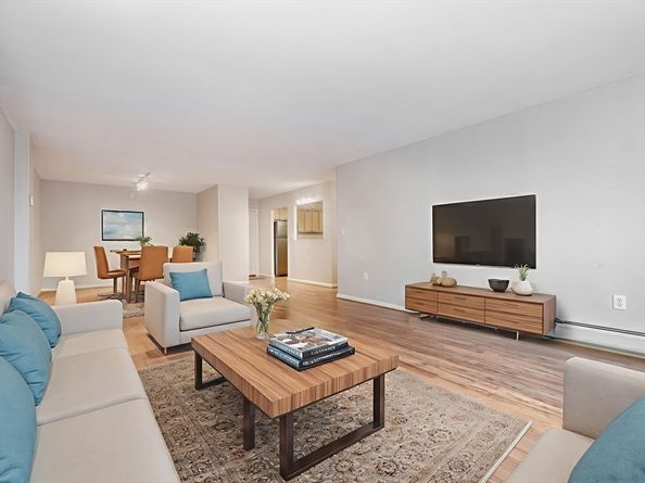 131 Coolidge Ave 123, Watertown MA 02472