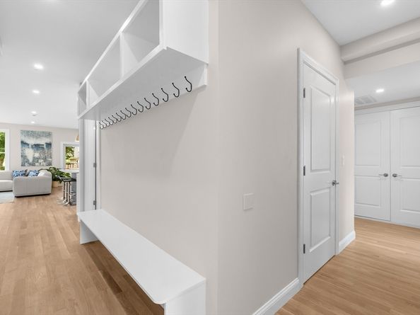 42 Waverly M, Boston MA 02135