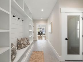 16 Arlington Rd, Natick MA 01760